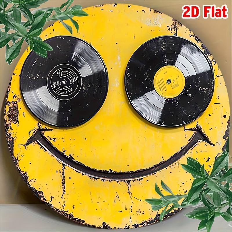 Винтажное круглое алюминиевое настенное панно с улыбающимся лицом чистый