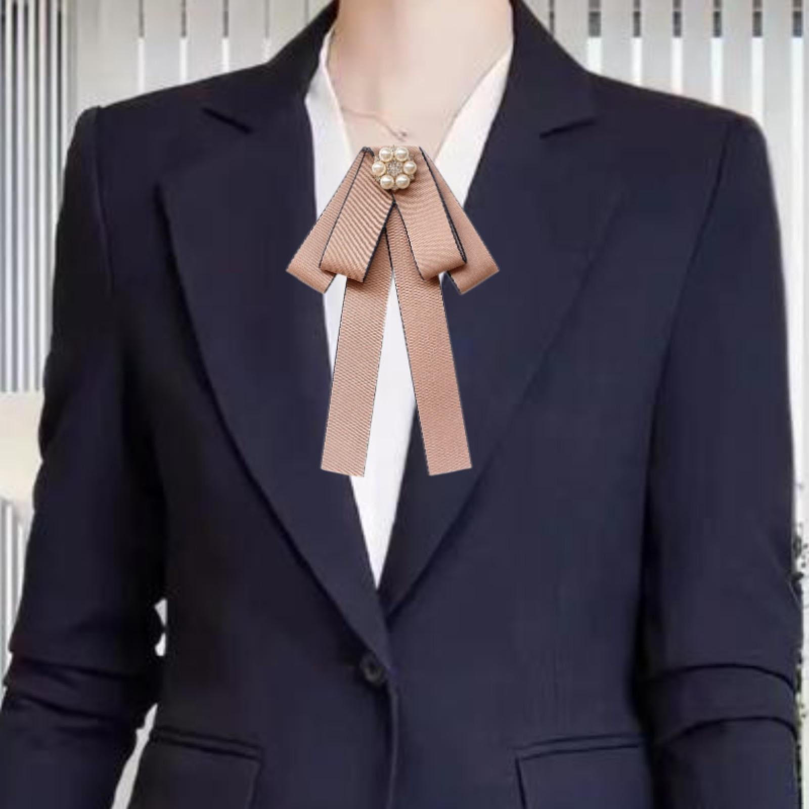 Галстук-бабочка для женщин, брошь на шею, булавка, украшение на воротник, лента, предварительно завязанный галстук-бабочка, костюм хаки
Галстук-бабочка для женщин, брошь на шею, булавка, украшение на воротник, лента, предварительно завязанный галстук-бабочка, костюм хаки