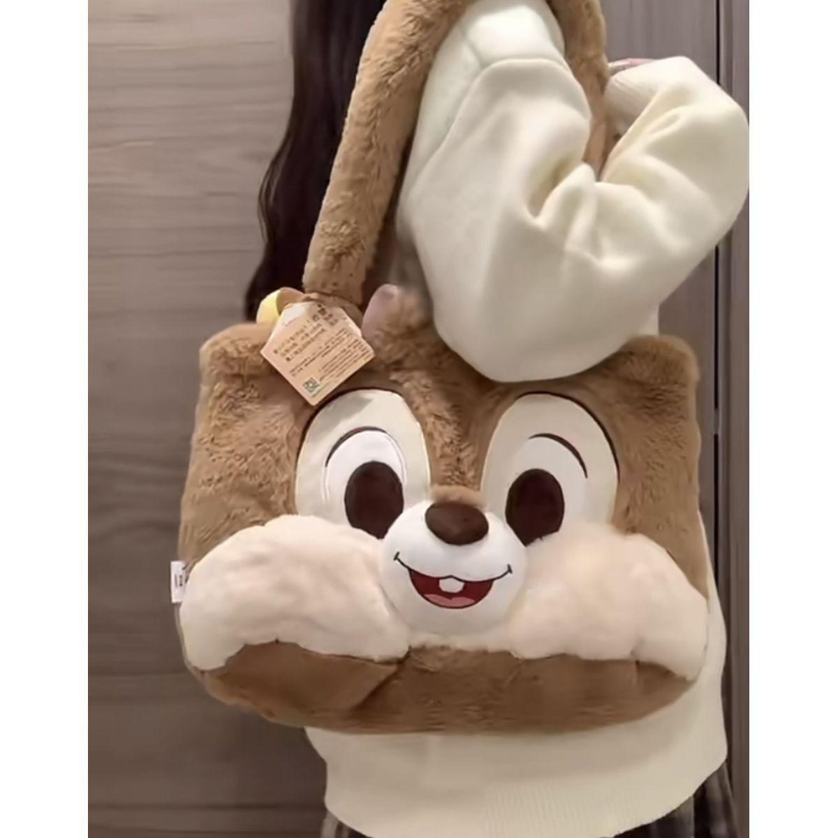 Fluffy autumn and winter shoulder bag cute bag girl soft cute chichtiti plush doll bag girl 34*26*10
Fluffy autumn and winter shoulder bag cute bag girl soft cute chichtiti plush doll bag girl 34*26*10