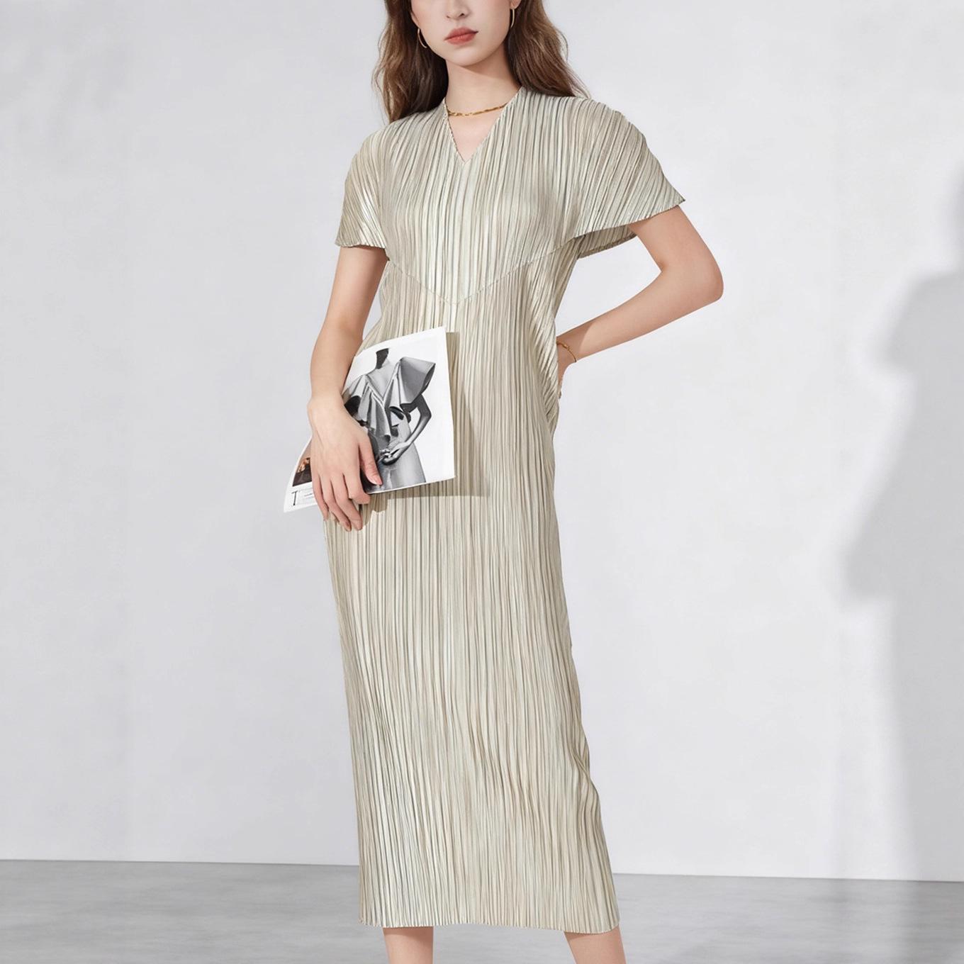 Elegant Evening Gown: High-End Pleated Dress with Hot Stamping Style for Women One Size шампанського
Elegant Evening Gown: High-End Pleated Dress with Hot Stamping Style for Women One Size шампанського