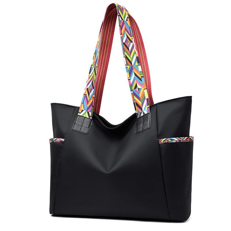 Neutral Style Bags Are Suitable for Daily Commuting and Going to Work They Come in Single-Shoulder and Hand-Held Styles.
Neutral Style Bags Are Suitable for Daily Commuting and Going to Work They Come in Single-Shoulder and Hand-Held Styles.