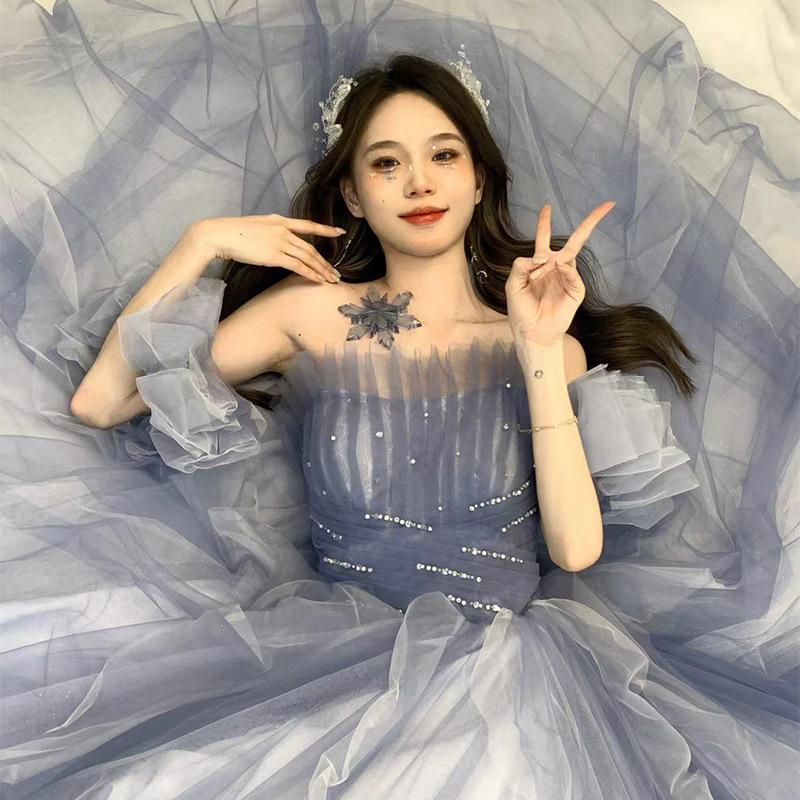 Свадебное фото название костюм красивое голубое светлое свадебное платье красочное платье пара искусство Мори XXXL серый
Свадебное фото название костюм красивое голубое светлое свадебное платье красочное платье пара искусство Мори XXXL серый