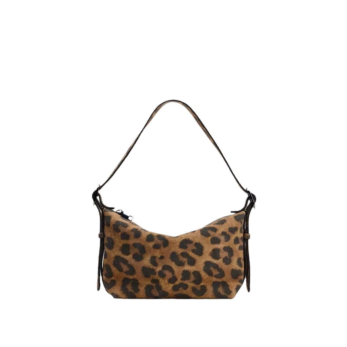 NEW Frosted Vintage Leopard print Women s Bag Shoulder Bag Solid Color Simple Casual Commuter Bags Autumn Retro 2026 Hot Selling бежевый
NEW Frosted Vintage Leopard print Women s Bag Shoulder Bag Solid Color Simple Casual Commuter Bags Autumn Retro 2026 Hot Selling бежевый
