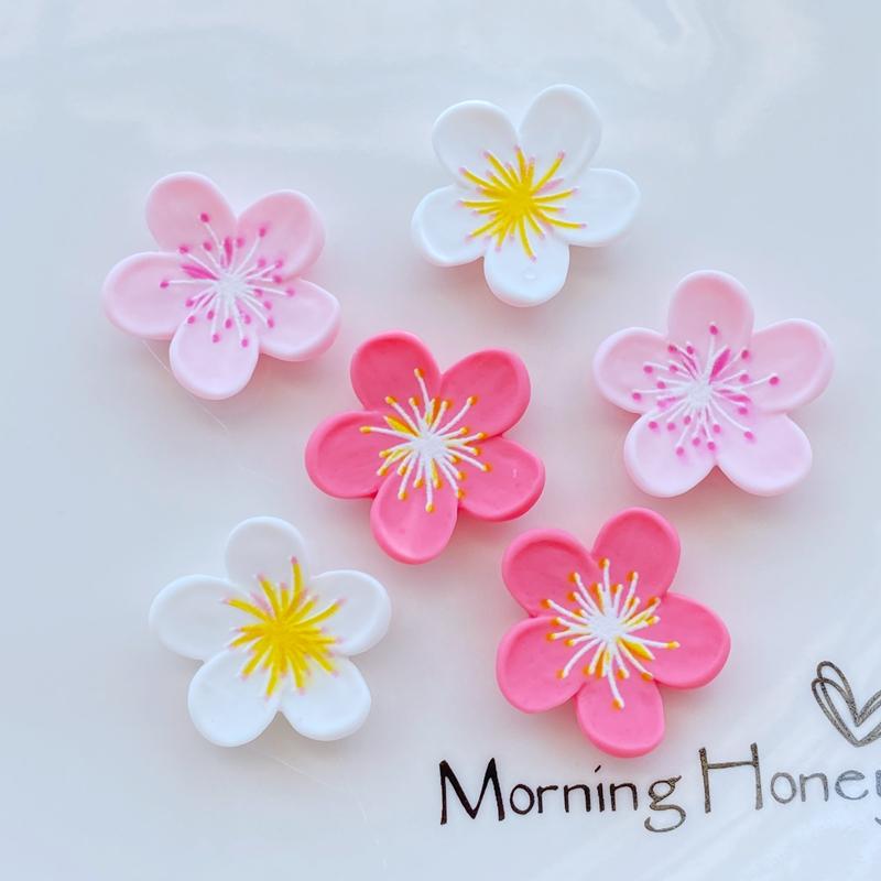 10Pcs New Cute Mini Cartoon Peach Blossom Flat Back Resin Cabochons Scrapbooking DIY Jewelry Craft Decoration Accessories
10Pcs New Cute Mini Cartoon Peach Blossom Flat Back Resin Cabochons Scrapbooking DIY Jewelry Craft Decoration Accessories
