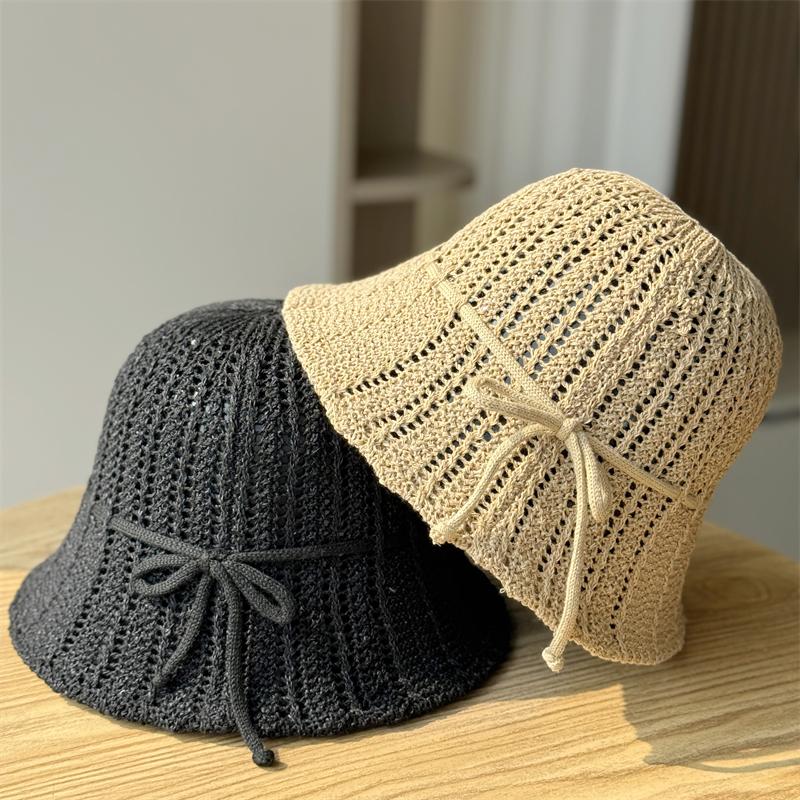 Mesh breathable straw visor women s spring summer solid color simple fashion bucket hat versatile face small sunscreen hat Adult 55-58cm чорний
Mesh breathable straw visor women s spring summer solid color simple fashion bucket hat versatile face small sunscreen hat Adult 55-58cm чорний
