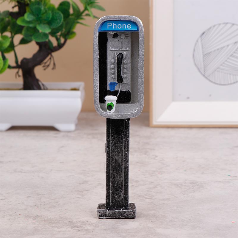 Miniature American Payphone In 1:12 Scale,Mini Vintage Style Dollhouse Furniture Phone Booth Model Accessorries Decoration
Miniature American Payphone In 1:12 Scale,Mini Vintage Style Dollhouse Furniture Phone Booth Model Accessorries Decoration