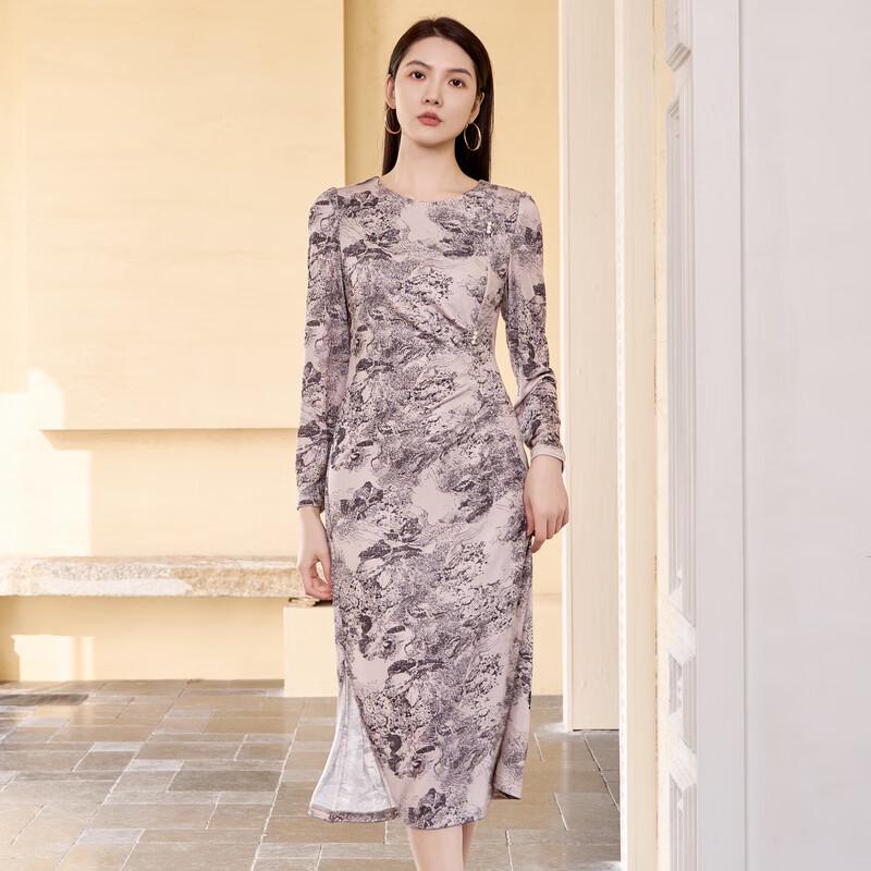 Iveni Vintage Ink Floral A-Line Dress M
Iveni Vintage Ink Floral A-Line Dress M