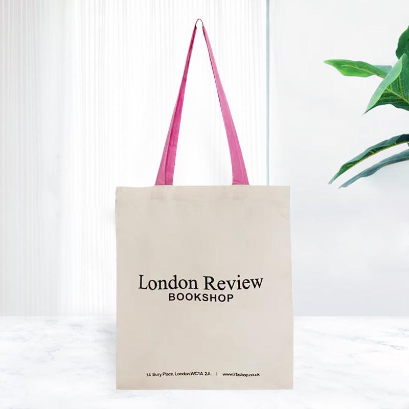 2024 Canvas Shoulder Bag: Versatile, Large-Capacity, Retro-Style Shopping for Women 37*35 cm, 107g
2024 Canvas Shoulder Bag: Versatile, Large-Capacity, Retro-Style Shopping for Women 37*35 cm, 107g