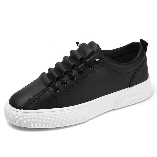 Fashion 2025 New Classic Black Shoes Men Fashion Leather Sneakers Comfortable Slip-On Loafers Flats Sneakers Men Casual Skateboard Shoes 39
Fashion 2025 New Classic Black Shoes Men Fashion Leather Sneakers Comfortable Slip-On Loafers Flats Sneakers Men Casual Skateboard Shoes 39