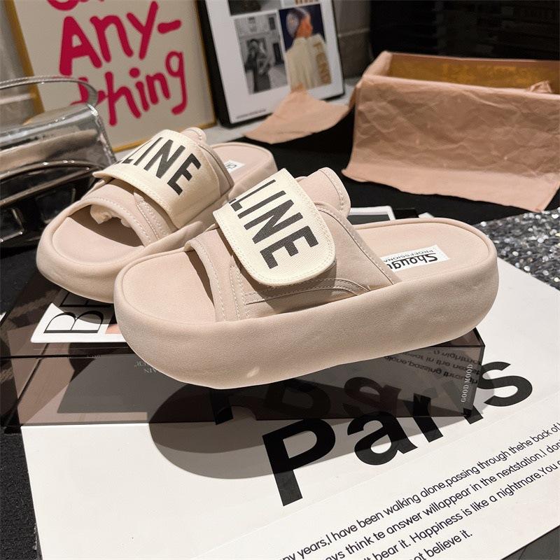 Супер горячие шлепанцы на толстой подошве от крупного бренда, модная летняя женская обувь для выхода в свет, плоские шлепанцы 2025 новинка 40
Супер горячие шлепанцы на толстой подошве от крупного бренда, модная летняя женская обувь для выхода в свет, плоские шлепанцы 2025 новинка 40