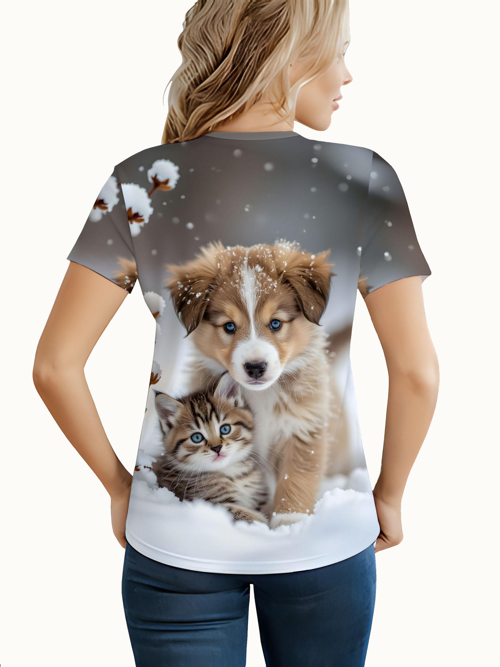 A Short-Sleeved T-Shirt with a Soft Gray Mist And Winter Snow Texture. Featuring a Print of a Brown And White Puppy Alongside a Cat in a Snowy Setting S дубильная кора
A Short-Sleeved T-Shirt with a Soft Gray Mist And Winter Snow Texture. Featuring a Print of a Brown And White Puppy Alongside a Cat in a Snowy Setting S дубильная кора