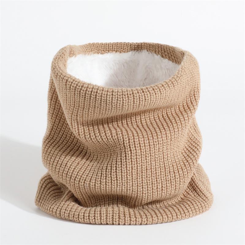 2025 Autumn-Winter Velvet Knit Neck Warmer: Windproof, Warm, Versatile Scarf in Solid Color 25x20 cm
2025 Autumn-Winter Velvet Knit Neck Warmer: Windproof, Warm, Versatile Scarf in Solid Color 25x20 cm