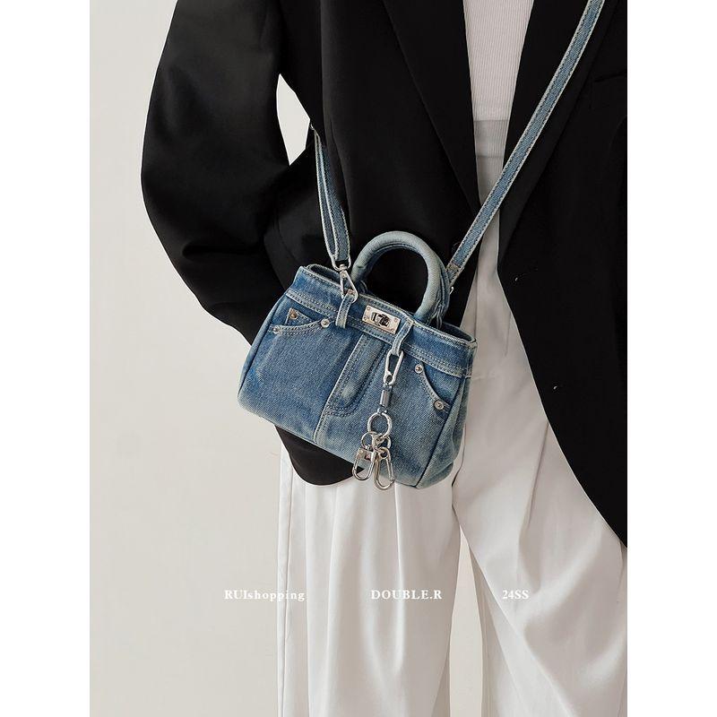Xiao Rui Pretty Bag Global Travel Retro Shoulder Messenger Bag Blue Denim Blue-small amount of In Stock
Xiao Rui Pretty Bag Global Travel Retro Shoulder Messenger Bag Blue Denim Blue-small amount of In Stock