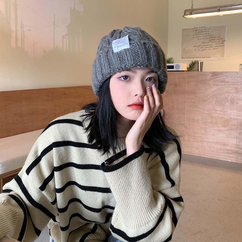 Skullies Plain Labeling Letter Winter Women Beanies Knitted Hat Korean Style Caps Woolen Hat
Skullies Plain Labeling Letter Winter Women Beanies Knitted Hat Korean Style Caps Woolen Hat
