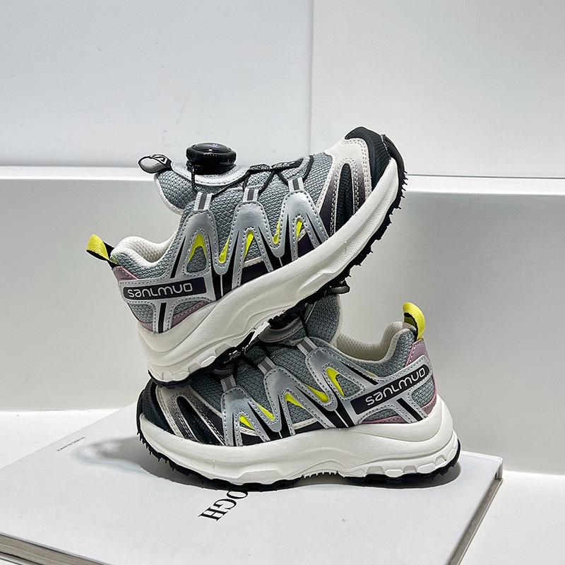 Girls sports shoes autumn new boys outdoor hiking shoes rotating buckle casual versatile baby children s shoes 29 yards inner length 18.6cm
Girls sports shoes autumn new boys outdoor hiking shoes rotating buckle casual versatile baby children s shoes 29 yards inner length 18.6cm