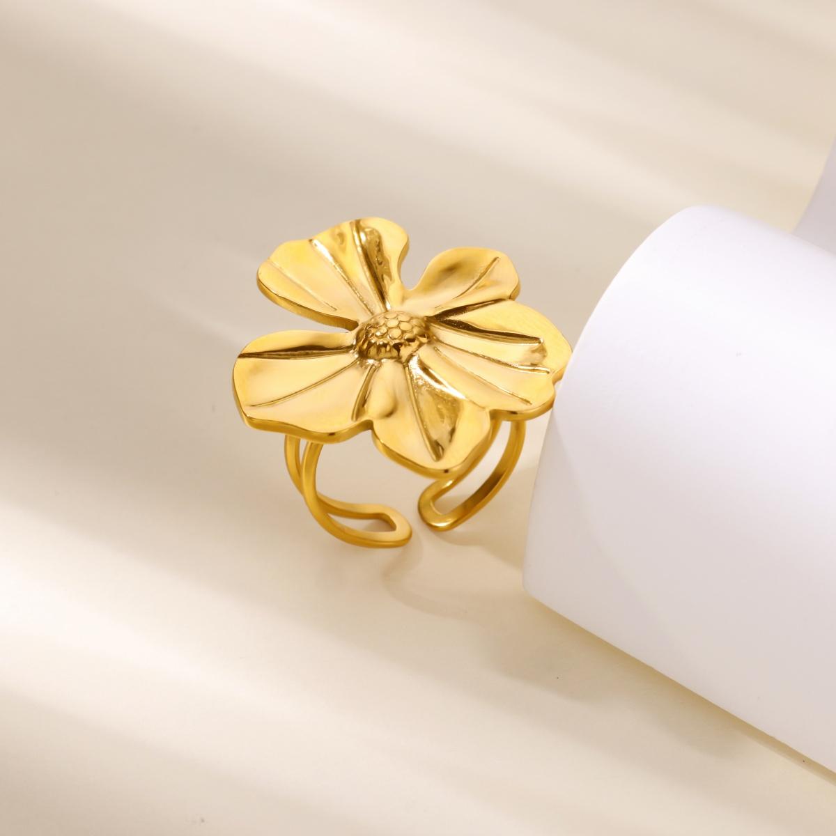 Gold Color Stainless Steel Delicate Flower Rings for Women Fashionable Elegant Versatile Wide Finger Ring Daily wear Jewelry 7
Gold Color Stainless Steel Delicate Flower Rings for Women Fashionable Elegant Versatile Wide Finger Ring Daily wear Jewelry 7
