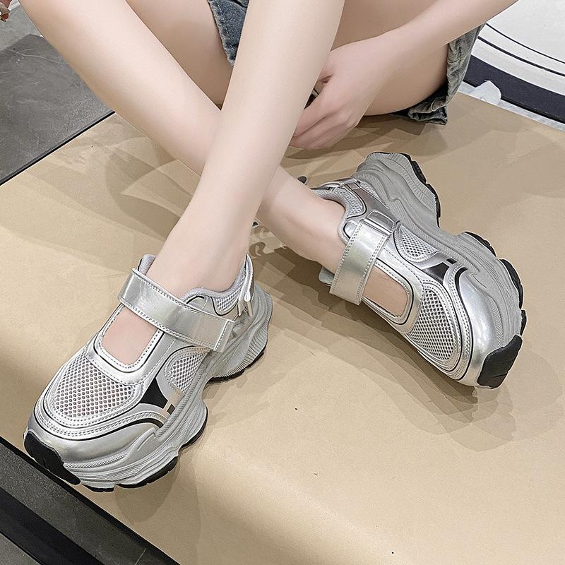 Platform dad shoes sandals women s 2025 summer hollow retro mesh breathable new versatile ins casual sports shoes 40 срібний
Platform dad shoes sandals women s 2025 summer hollow retro mesh breathable new versatile ins casual sports shoes 40 срібний
