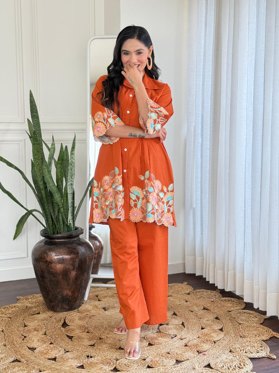 Women Designer Pure Cotton Kurta Pant Cord Set Indian Bollywood Top Tunic Kurti Dress M помаранчевий
Women Designer Pure Cotton Kurta Pant Cord Set Indian Bollywood Top Tunic Kurti Dress M помаранчевий