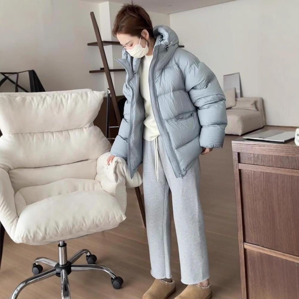2024 Women s Korean Style Lightweight Hooded Down Jacket – Petite, Warm, and Loose Fit in White Duck Down for Winter M
2024 Women s Korean Style Lightweight Hooded Down Jacket – Petite, Warm, and Loose Fit in White Duck Down for Winter M