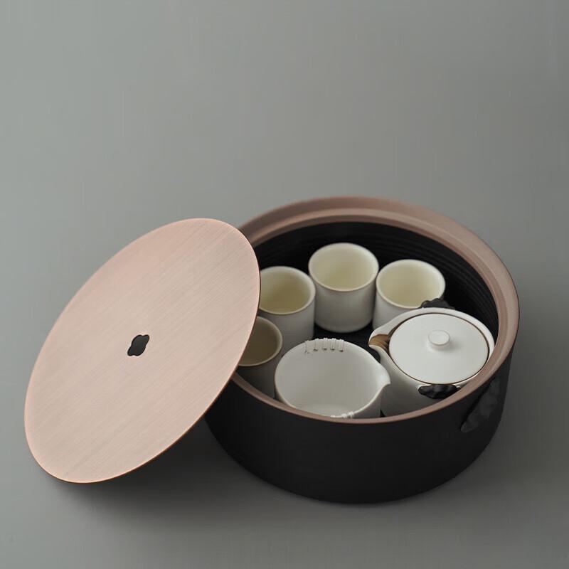 Wanqiantang High-Grade Ceramic Kungfu Tea Set
Wanqiantang High-Grade Ceramic Kungfu Tea Set