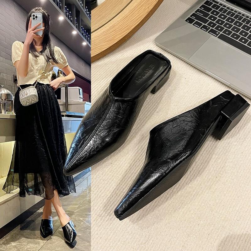 Wear Silver Pointed Toe Low Heel Block Heel Baotou Half Slippers for Summer Women s Mid-mouth Square Heel Sandals 35 чёрный
Wear Silver Pointed Toe Low Heel Block Heel Baotou Half Slippers for Summer Women s Mid-mouth Square Heel Sandals 35 чёрный