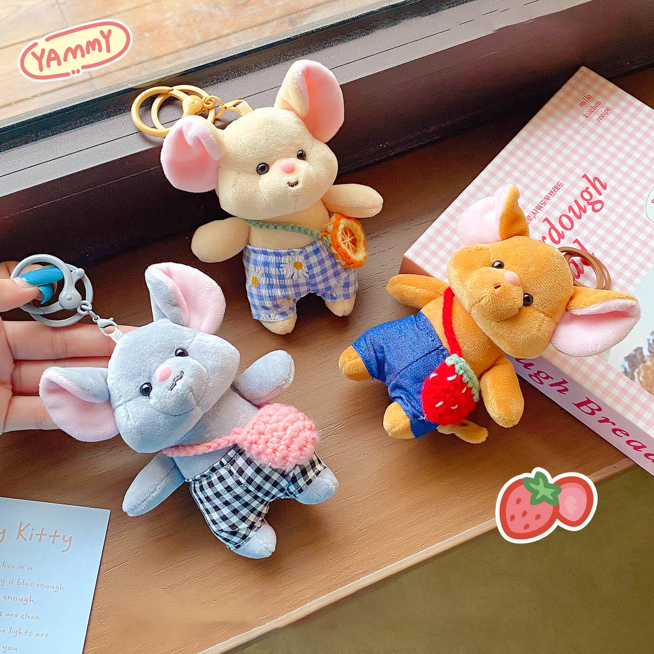Cute Big Ears Mouse Plush Doll Pendant Keychain Cartoon Anime Simulation Small Mouse Plush Doll Backpack Pendant Keychain
Cute Big Ears Mouse Plush Doll Pendant Keychain Cartoon Anime Simulation Small Mouse Plush Doll Backpack Pendant Keychain