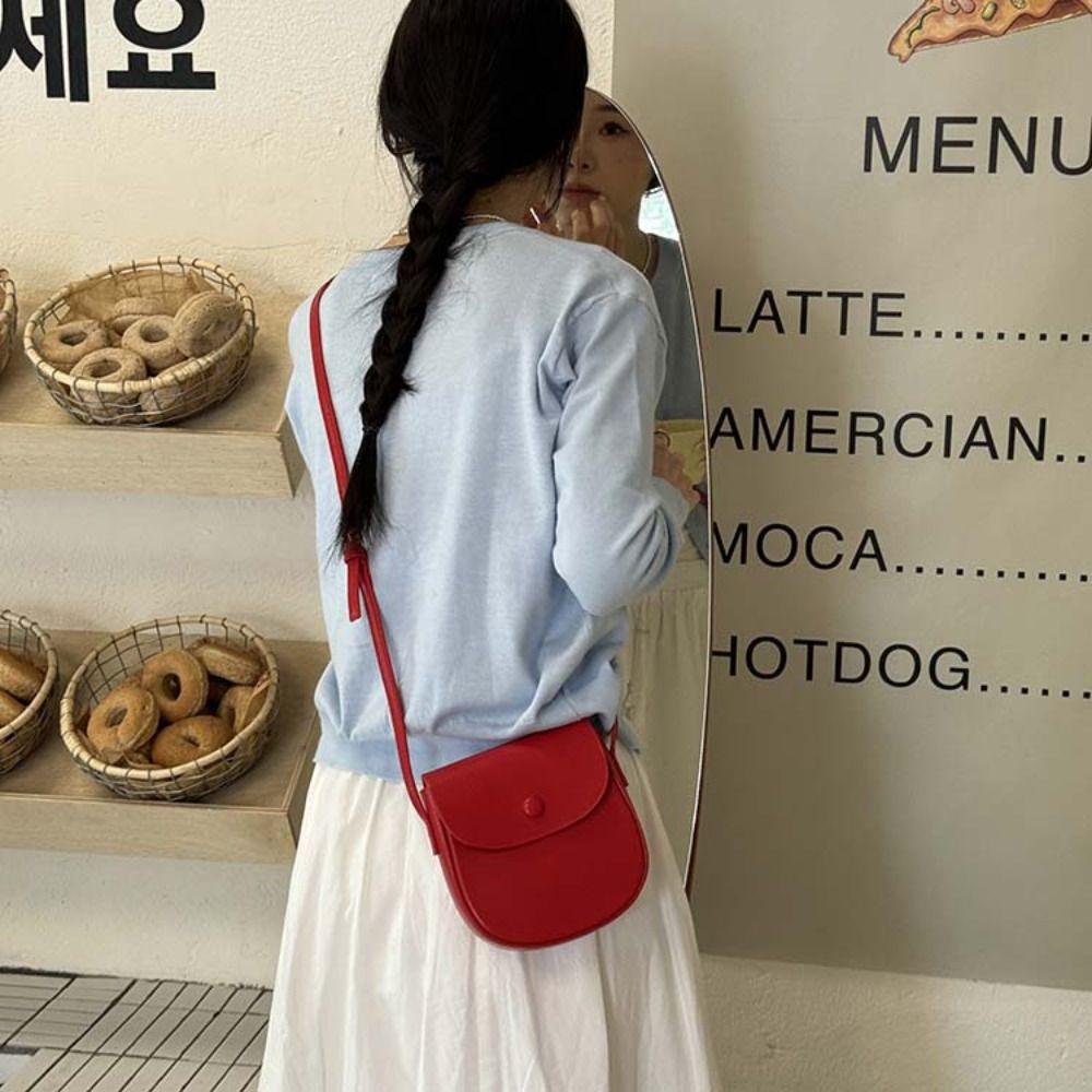 French Style Retro Shoulder Bag Fashion Design Versatile Saddle Bag Underarm Bag Travel чёрный
French Style Retro Shoulder Bag Fashion Design Versatile Saddle Bag Underarm Bag Travel чёрный