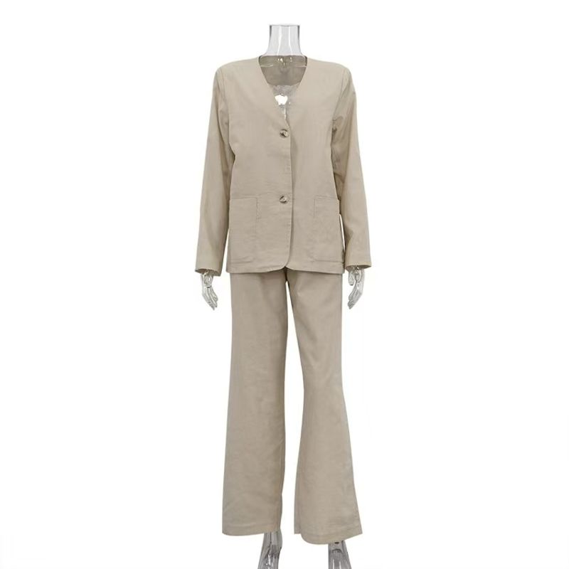 Fashion New Arrival Loose V-neck Coat Pants Two-piece Set V-Neck Loose Top and Pants Set Khaki M
Fashion New Arrival Loose V-neck Coat Pants Two-piece Set V-Neck Loose Top and Pants Set Khaki M