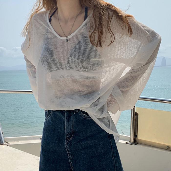 Women s Thin Faux Silk Long Sleeve Sun Protection Shirt - See-Through Summer Outerwear Top One Size
Women s Thin Faux Silk Long Sleeve Sun Protection Shirt - See-Through Summer Outerwear Top One Size