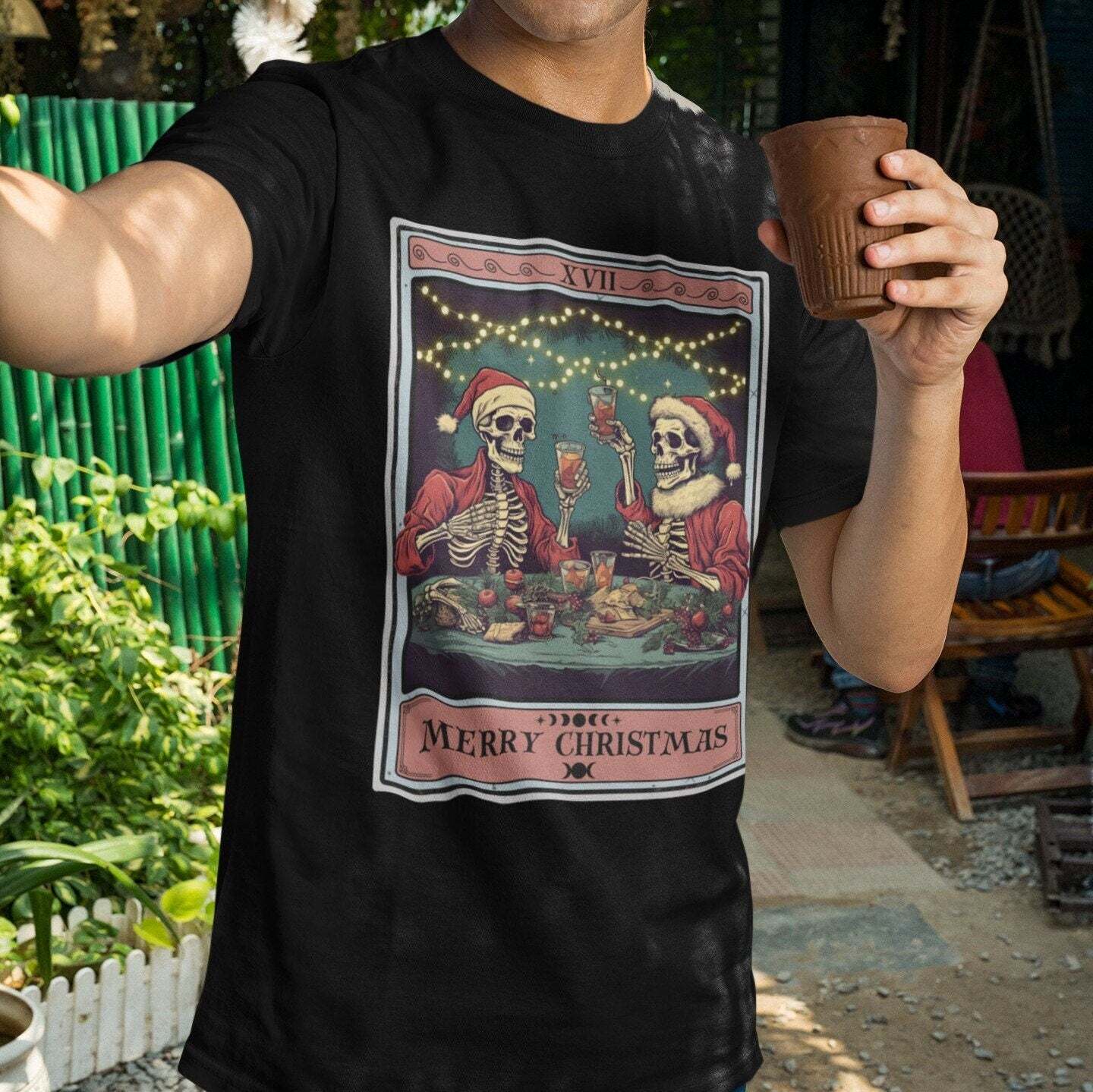 Skeleton Christmas Dinner Shirt 5XL різнокольоровий
Skeleton Christmas Dinner Shirt 5XL різнокольоровий