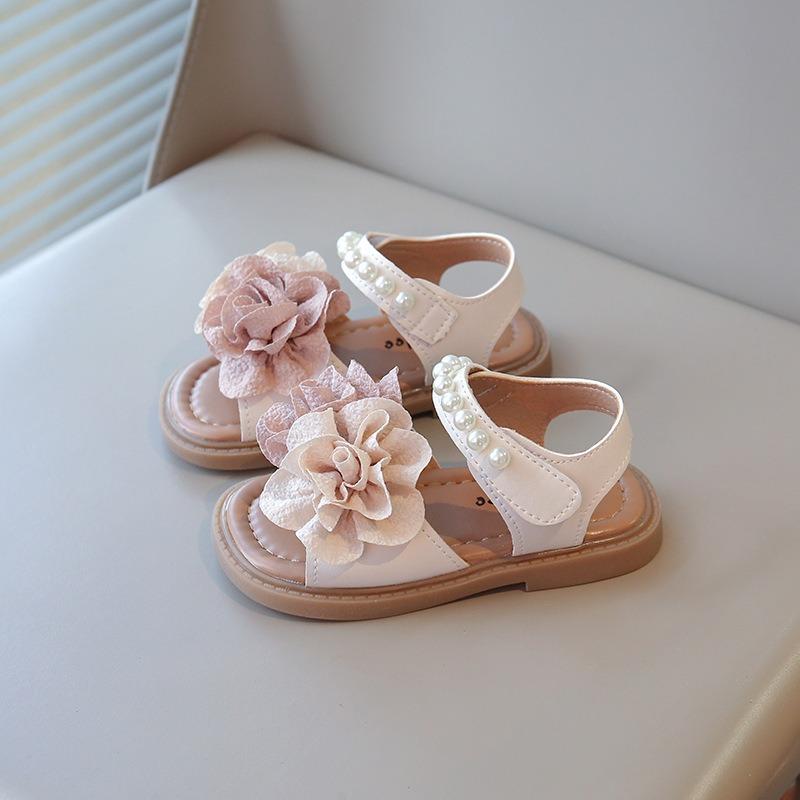 Breathable Children s Sandals for Summer, Stylish Princess Beach Shoes for Toddler Girls, Summer Baby Shoes for Walking. 21 белый
Breathable Children s Sandals for Summer, Stylish Princess Beach Shoes for Toddler Girls, Summer Baby Shoes for Walking. 21 белый