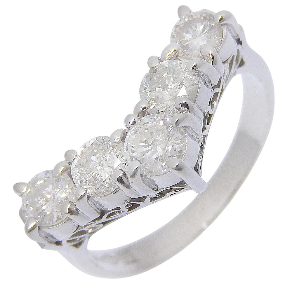 V character Ring 5P Pt900Platinum/diamond #6.2(US Size) V character 5.3g Women Used
V character Ring 5P Pt900Platinum/diamond #6.2(US Size) V character 5.3g Women Used
