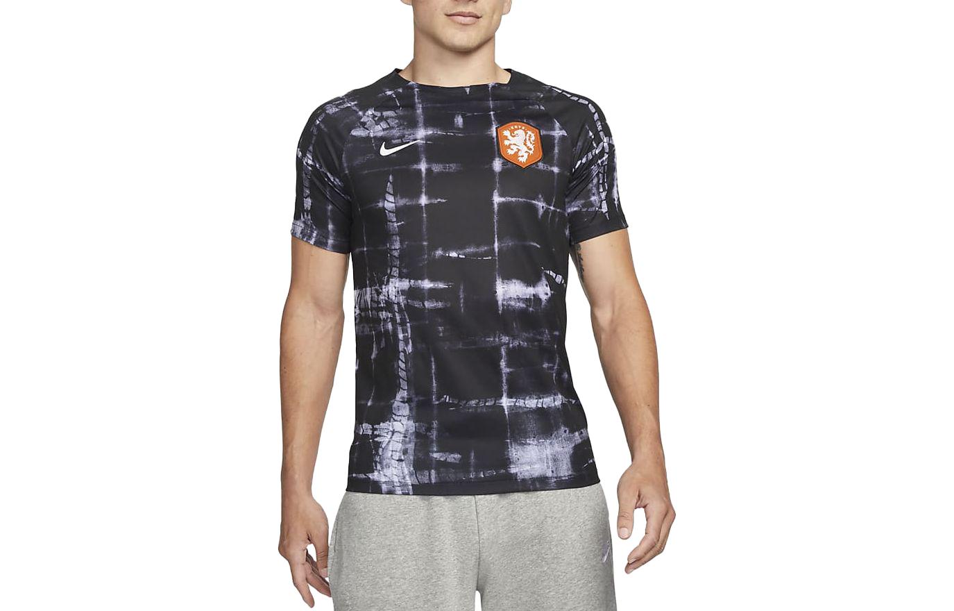 Nike T Shirts Men s Black Crew Neck Moderate Straight Fit DM9550-010 XXL
Nike T Shirts Men s Black Crew Neck Moderate Straight Fit DM9550-010 XXL