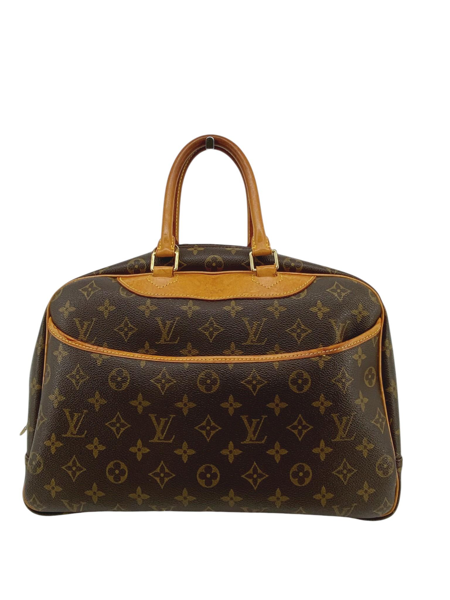 used LOUIS VUITTON M47270 Deauville Monogram Handbag
used LOUIS VUITTON M47270 Deauville Monogram Handbag