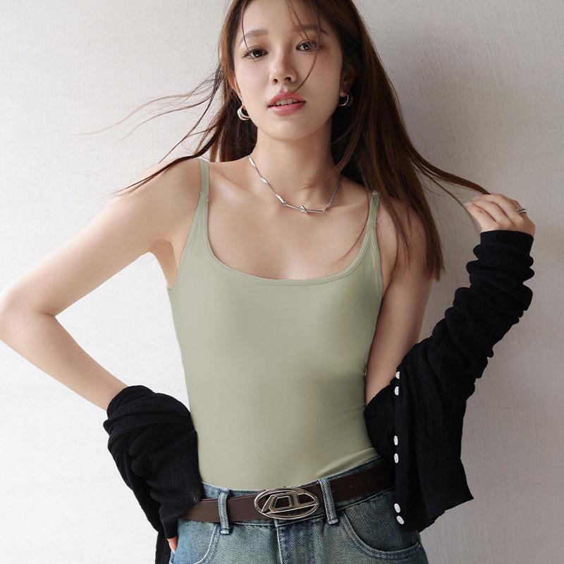 Chic Women s Camisole with Built-in Padded Bra - Stylish Outer/Inner Layer Top with Beautiful Back Design XL (115-130 lbs) темно-зелений колір
Chic Women s Camisole with Built-in Padded Bra - Stylish Outer/Inner Layer Top with Beautiful Back Design XL (115-130 lbs) темно-зелений колір