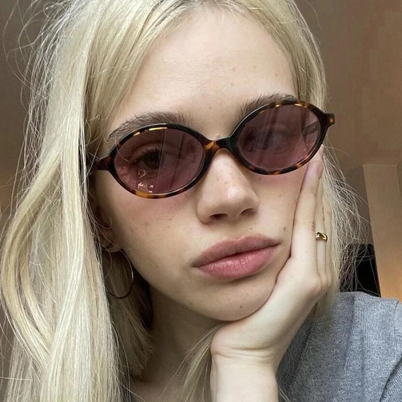 Fashion Vintage Brand Small Oval Leopard Sunglasses Women Lovely Ins Plain EyeGlasses Frame Men Eyewear Cute Decorative Computer Glasses
Fashion Vintage Brand Small Oval Leopard Sunglasses Women Lovely Ins Plain EyeGlasses Frame Men Eyewear Cute Decorative Computer Glasses