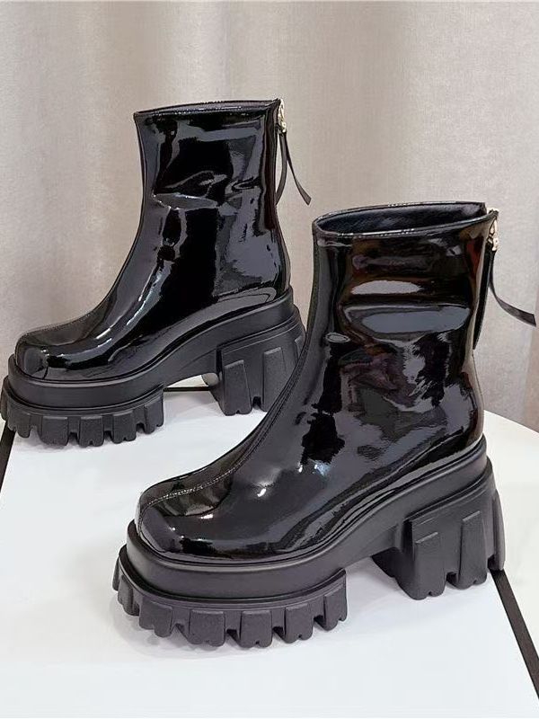 Advanced American popular Martin boots 2024 spring and autumn new fried street super fire single boots thick-soled versatile black short boots 40
Advanced American popular Martin boots 2024 spring and autumn new fried street super fire single boots thick-soled versatile black short boots 40