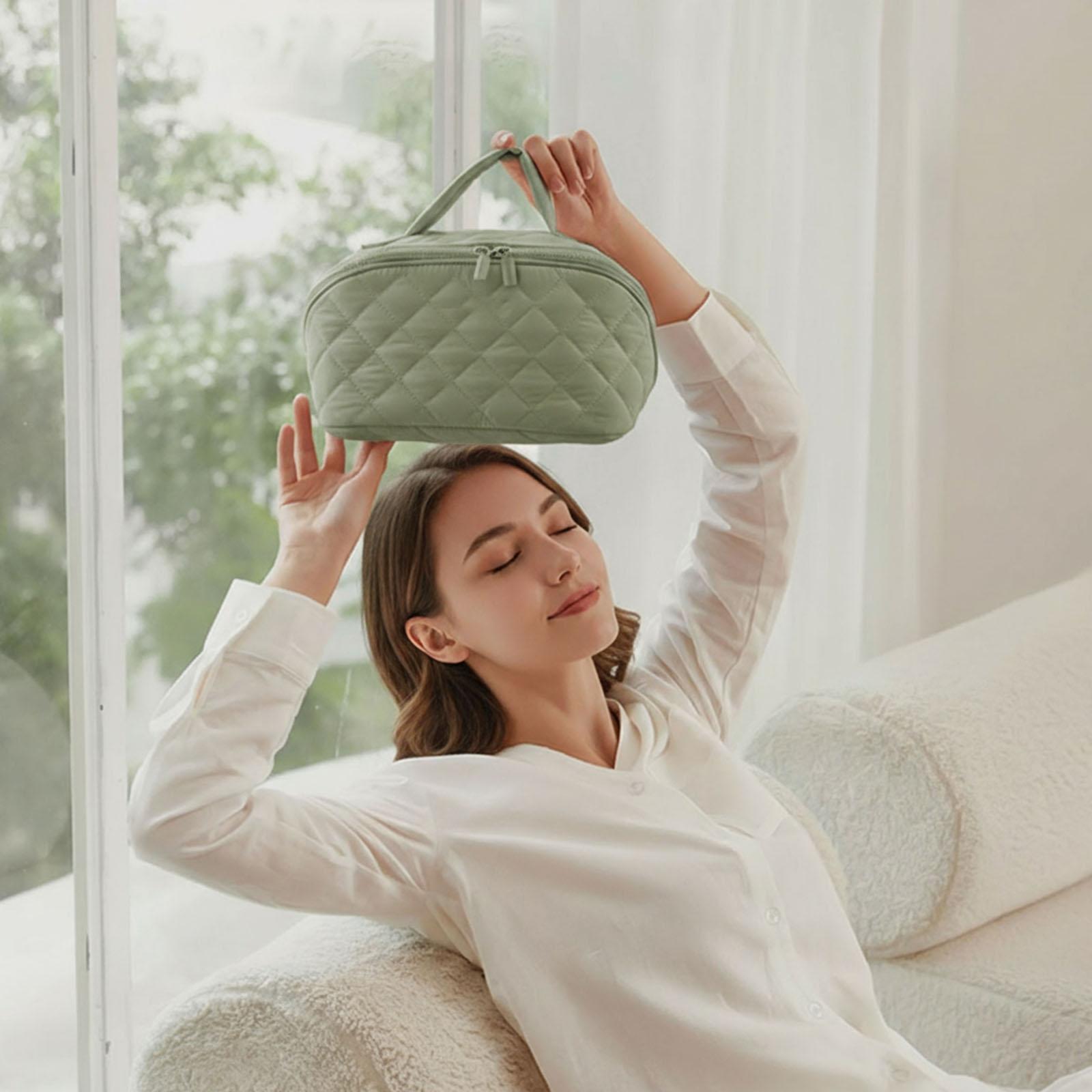 Travel Makeup Bag Lightweight Small Cosmetic Bag with Brush Compartment & Handle Portable Pouch Purse Travel Organizer for Women
Travel Makeup Bag Lightweight Small Cosmetic Bag with Brush Compartment & Handle Portable Pouch Purse Travel Organizer for Women