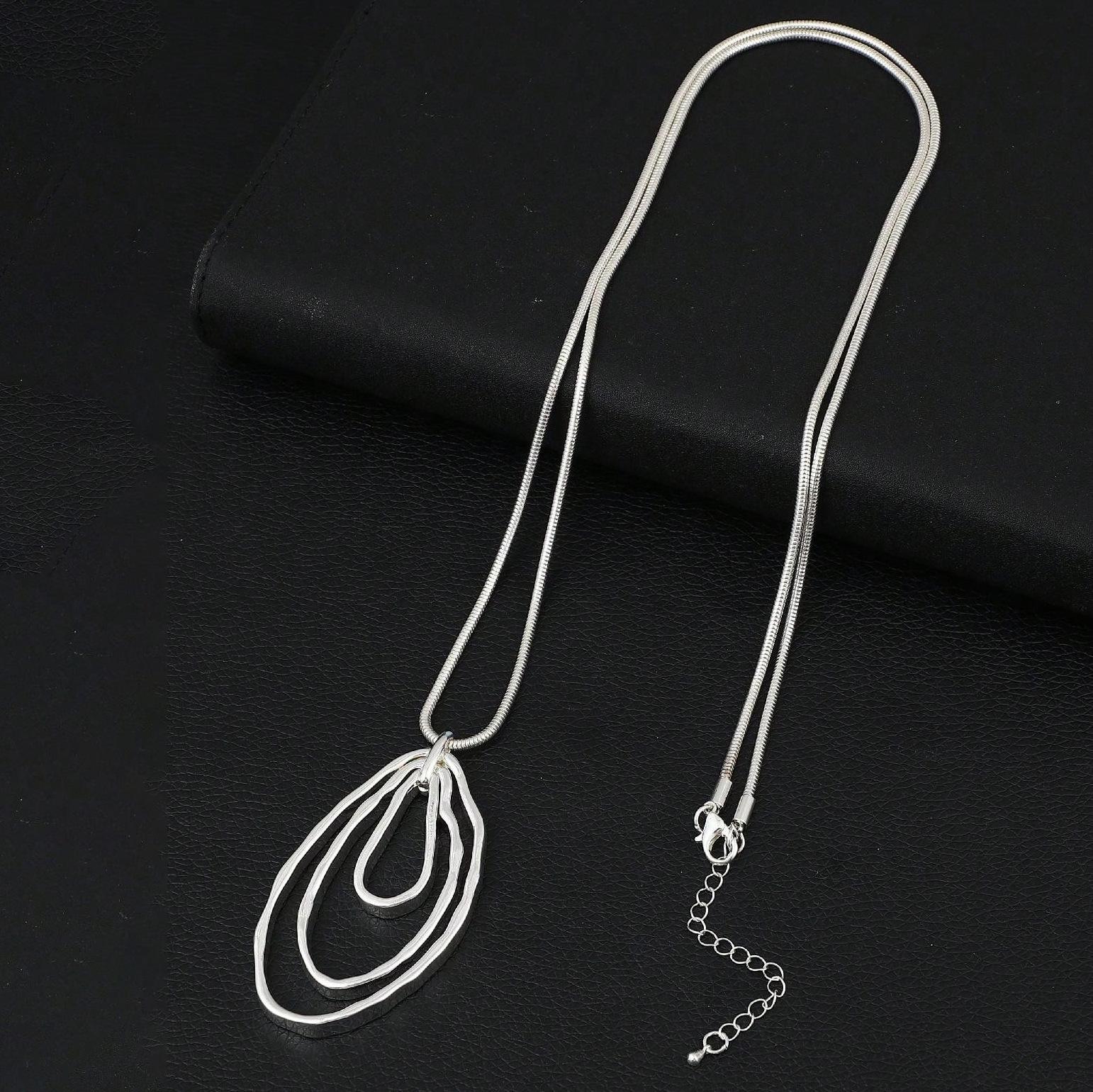 Новое овальное многослойное ожерелье из сплава, премиальный кулон в стиле светильника, хип-хоп, цепочка для свитера
Новое овальное многослойное ожерелье из сплава, премиальный кулон в стиле светильника, хип-хоп, цепочка для свитера