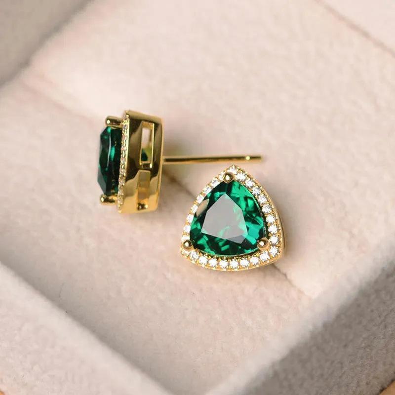 2026 New Geometric Triangle Design Earrings Fashionable and Popular, Light Luxury and Noble Feeling, Cubic Zirconia Zircon
2026 New Geometric Triangle Design Earrings Fashionable and Popular, Light Luxury and Noble Feeling, Cubic Zirconia Zircon