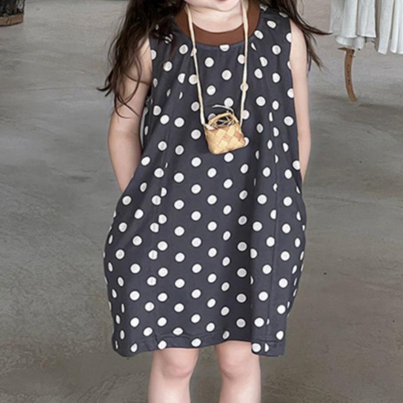 2025 Summer Girls Polka Dot Sleeveless Dress - Casual Baby Round Neck Tank Top 110cm
2025 Summer Girls Polka Dot Sleeveless Dress - Casual Baby Round Neck Tank Top 110cm