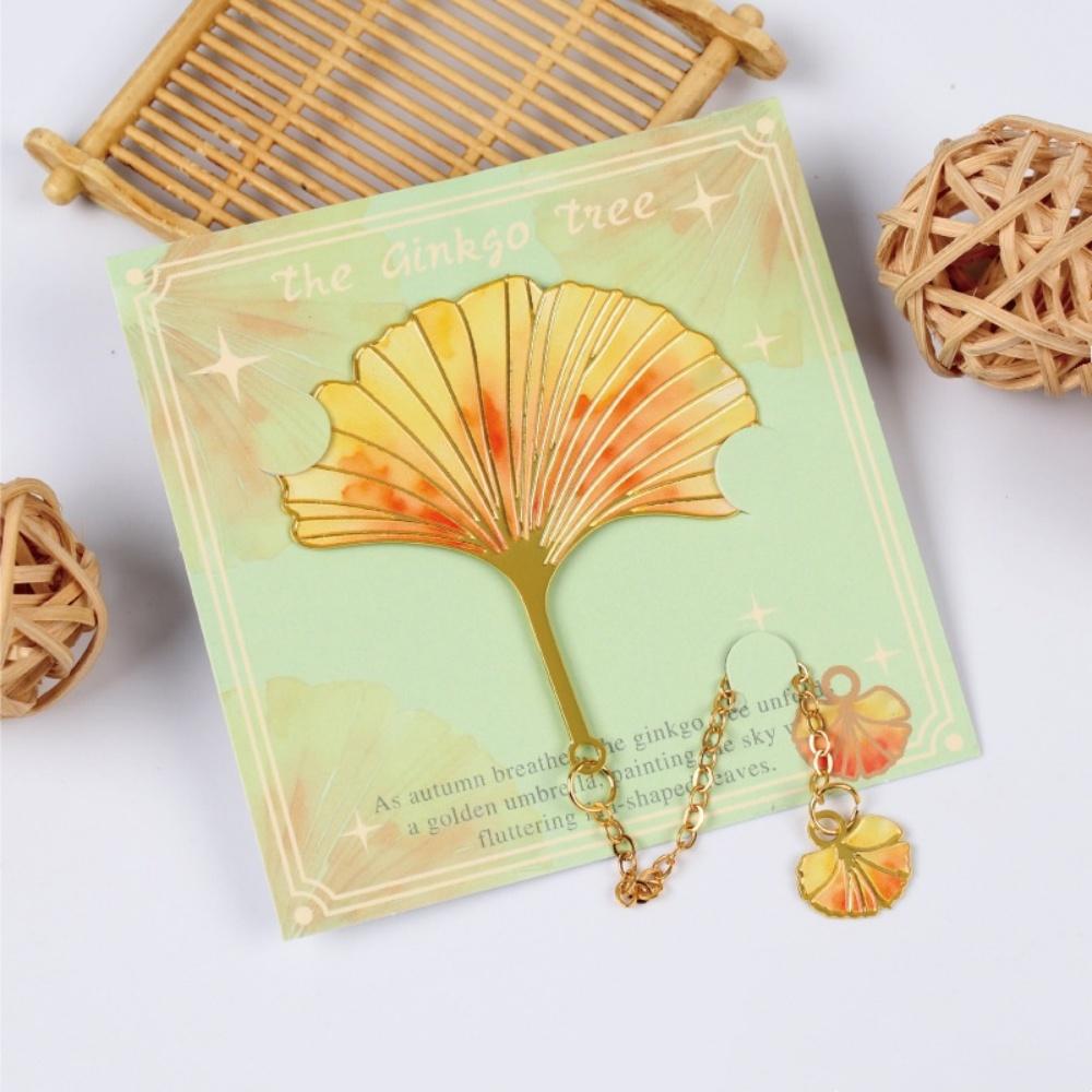 Vintage Metal Bookmark Nature-Inspired Maple Leaf Bookmark Metal Chain Bookmark Elegant For School Gift For Friends Reading
Vintage Metal Bookmark Nature-Inspired Maple Leaf Bookmark Metal Chain Bookmark Elegant For School Gift For Friends Reading