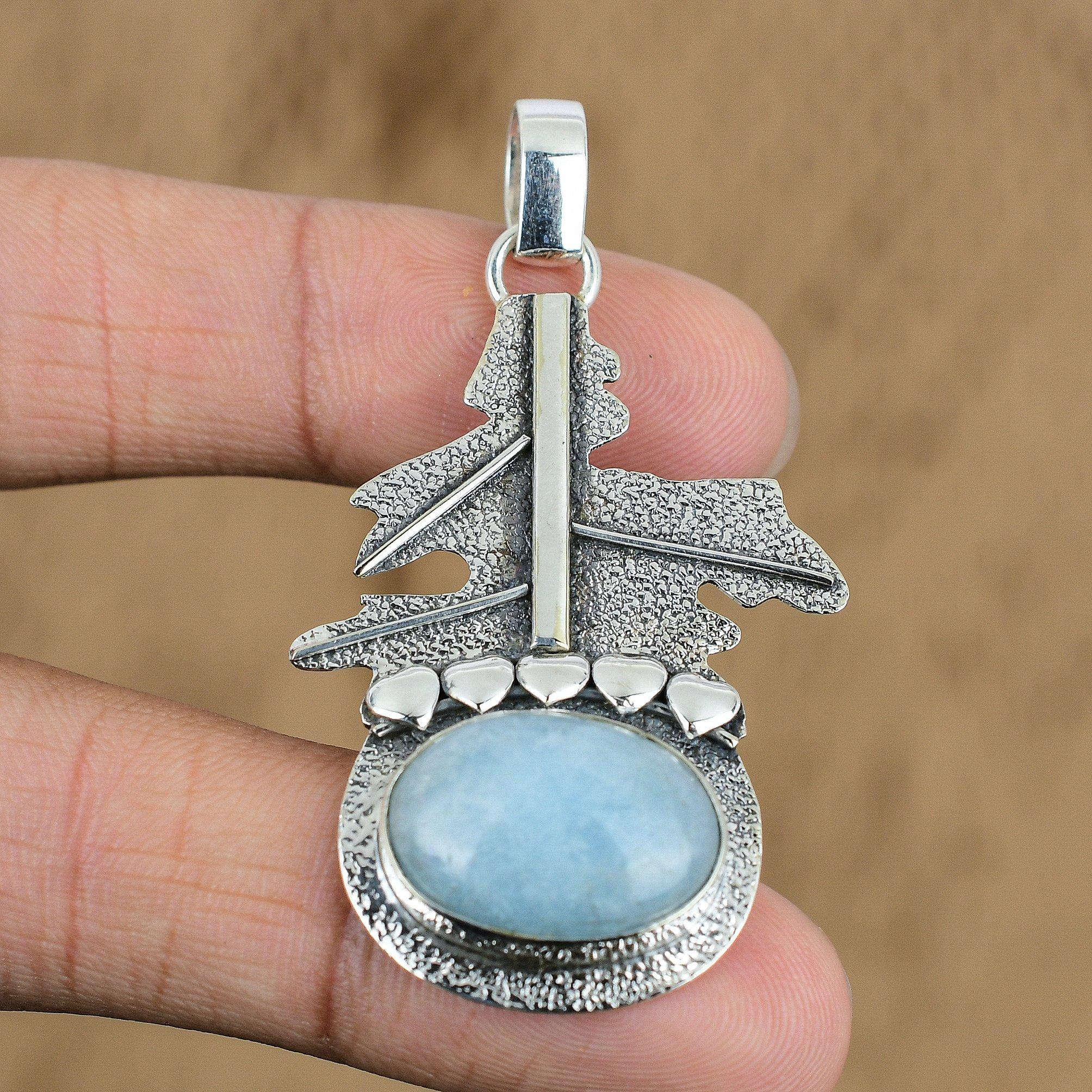 Natural Aquamarine Gemstone Pendant 925 Sterling Silver Indian Jewelry For Girls
Natural Aquamarine Gemstone Pendant 925 Sterling Silver Indian Jewelry For Girls