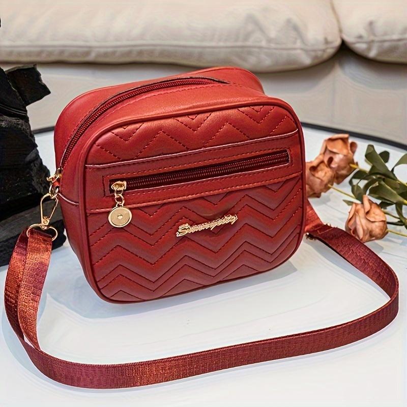 New Stylish Korean Version Casual Wave Pattern Crossbody Versatile Small Bag
New Stylish Korean Version Casual Wave Pattern Crossbody Versatile Small Bag