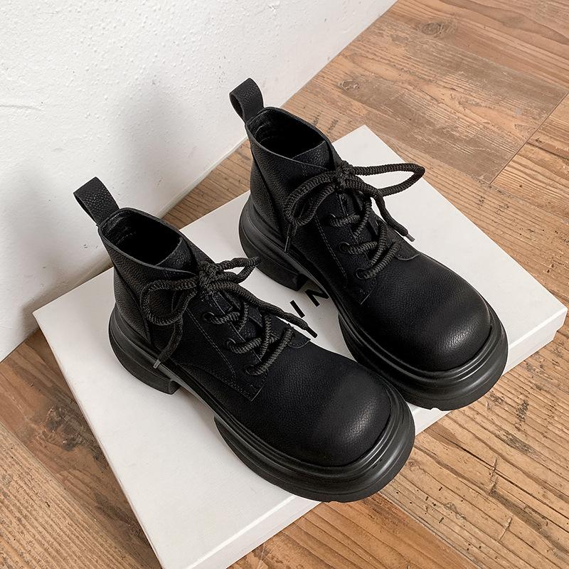 Huizhou Martin Boots Autumn and Winter Boots Women s Leather Versatile Platform Short Boots Chelsea Knight Boots Big Yellow Boots 39
Huizhou Martin Boots Autumn and Winter Boots Women s Leather Versatile Platform Short Boots Chelsea Knight Boots Big Yellow Boots 39