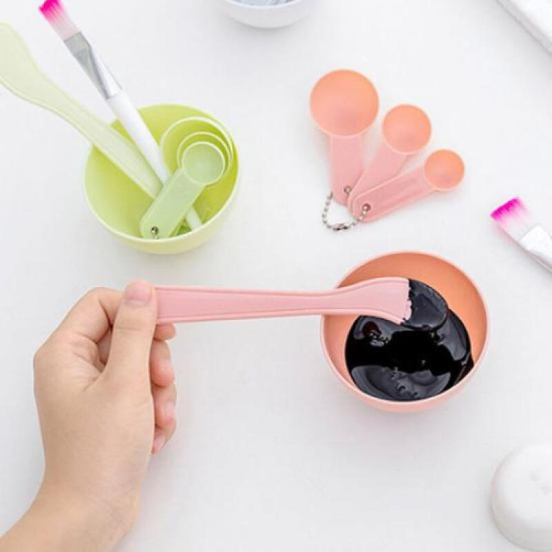 4-piece set of easy-to-use self-pack tools (random colors)
4-piece set of easy-to-use self-pack tools (random colors)