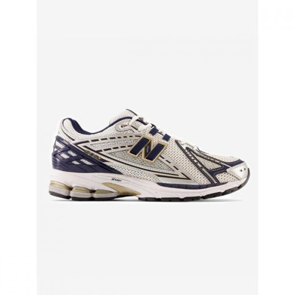 New Balance M1906rg Shoe 250
New Balance M1906rg Shoe 250