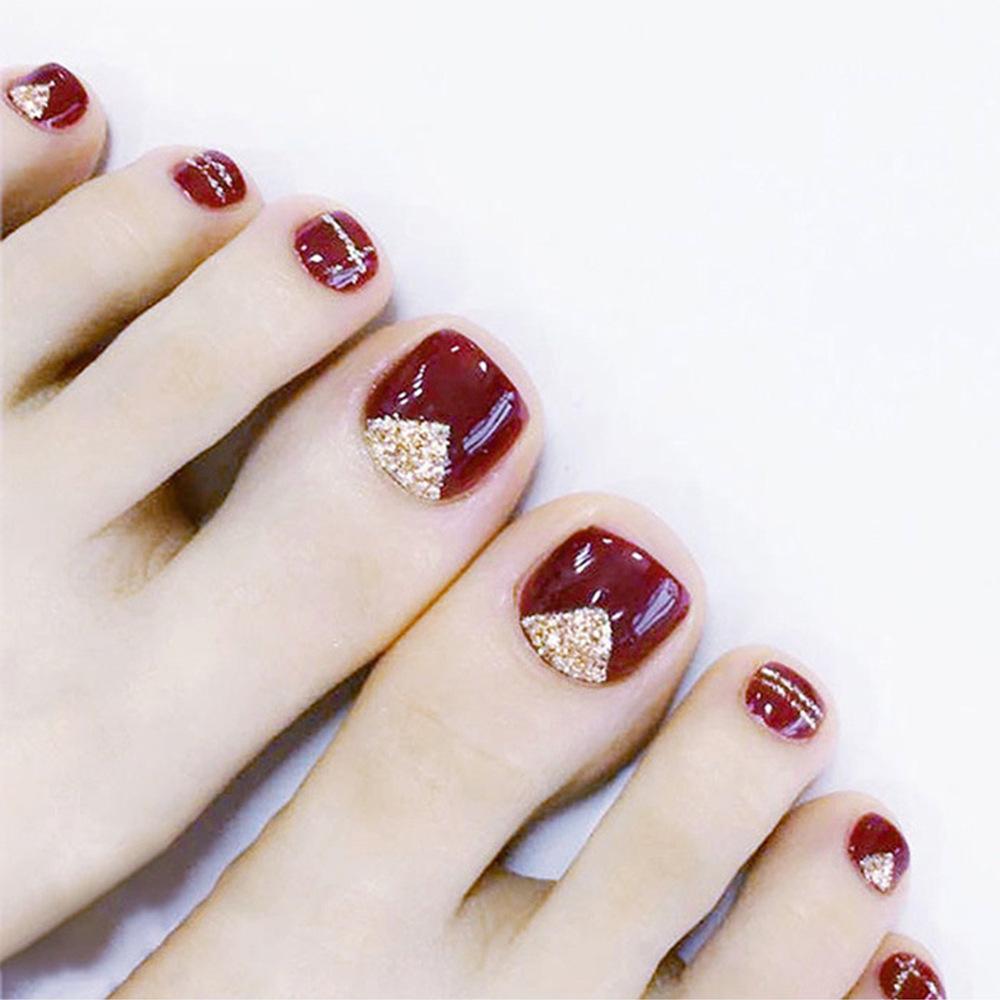 Gold Glitter Lines Autumn Press-On Toenail Tips - Removable Fake Nail Patches for Finished Manicure
Gold Glitter Lines Autumn Press-On Toenail Tips - Removable Fake Nail Patches for Finished Manicure