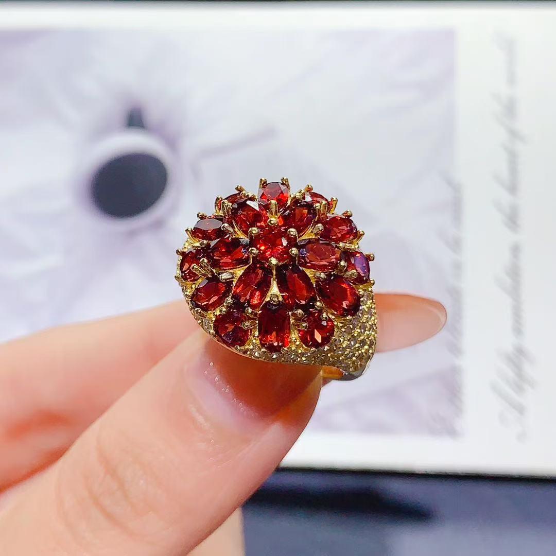 Кольцо из стерлингового серебра 925 пробы в стиле европейского двора с инкрустацией натуральным гранатом Adjustable
Кольцо из стерлингового серебра 925 пробы в стиле европейского двора с инкрустацией натуральным гранатом Adjustable