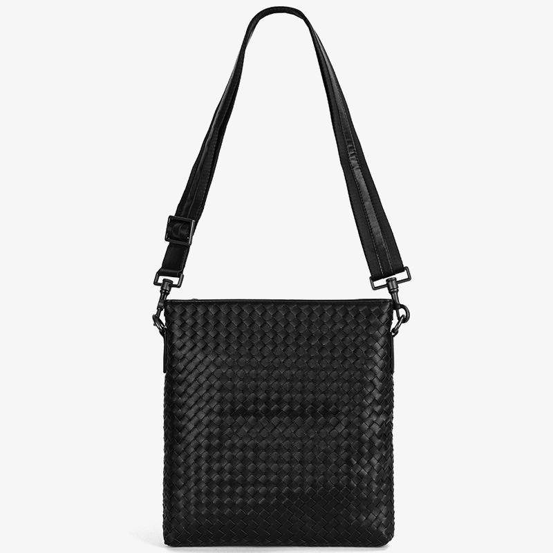 Genuine Leather Baodiejia Korean Style Braided Shoulder & Crossbody Messenger Bag 28*2*27 cm чёрный
Genuine Leather Baodiejia Korean Style Braided Shoulder & Crossbody Messenger Bag 28*2*27 cm чёрный